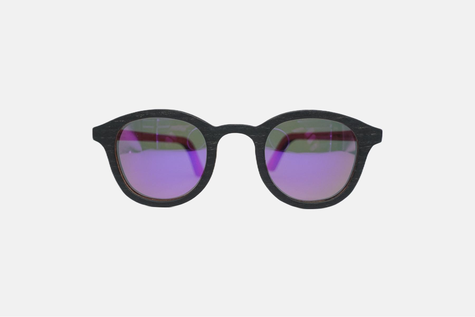 Wooden Alpine K-BL-BK-RD