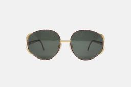 Hilton 0017-G591_front