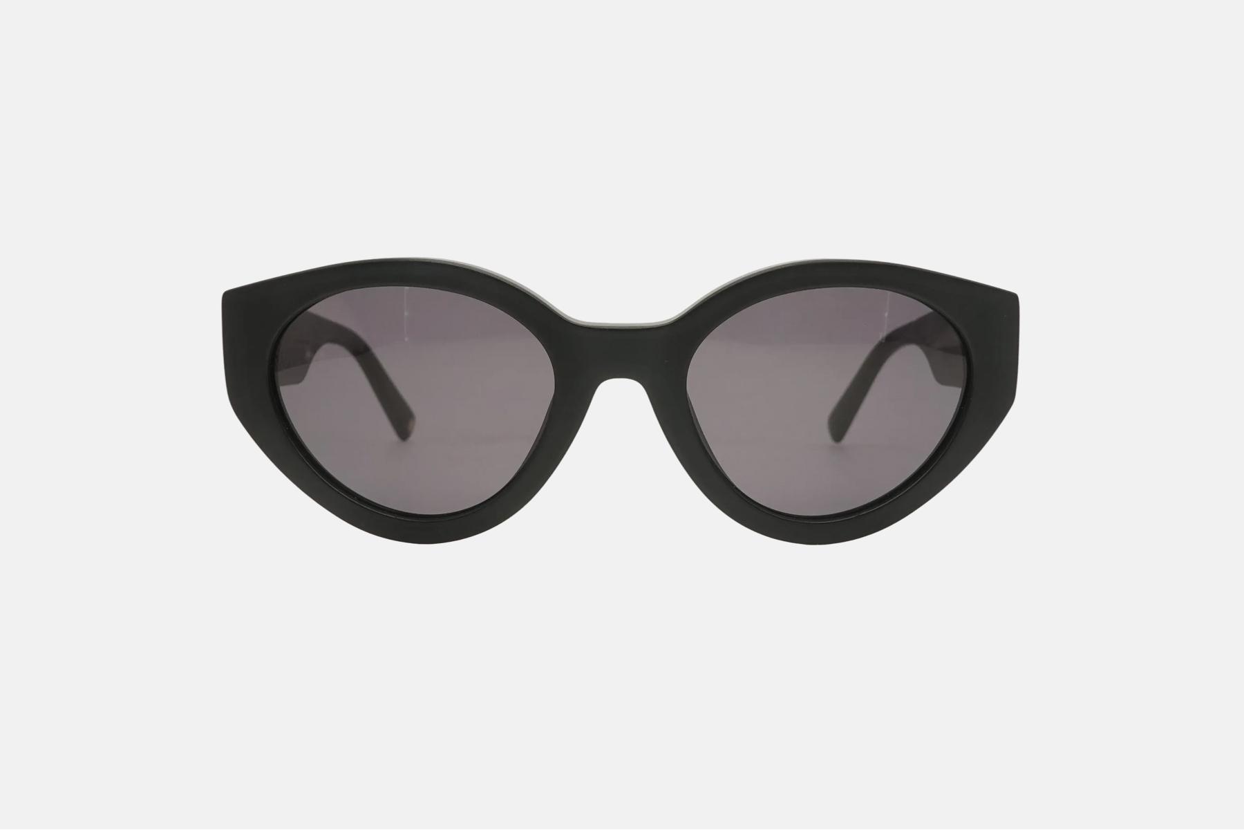 Miller & Marc Ingrid_front